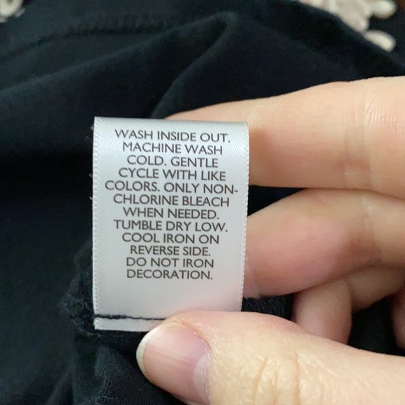 Inc International Concepts petite appliqué lace v neck top size S - Picture 6 of 7